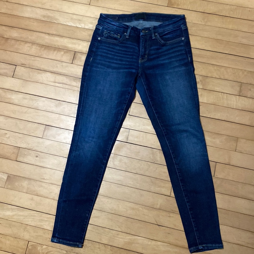 Women’s Buckle Black Skinny Jeans